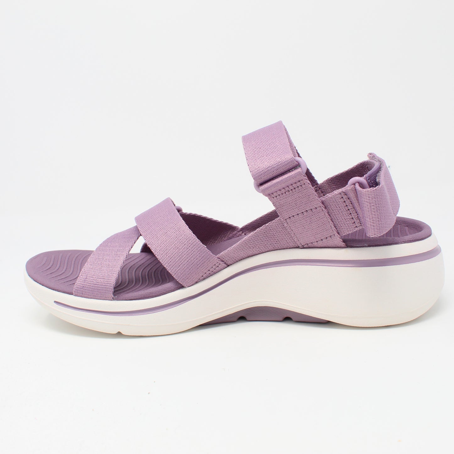 go-walk-arch-fit-sandal-attractionPurple